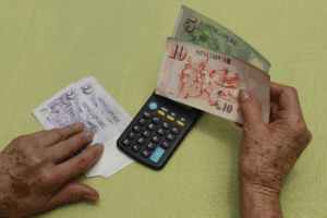 Quick Cash Solutions: When a Licensed Money Lender Can Help With Unexpected Bills